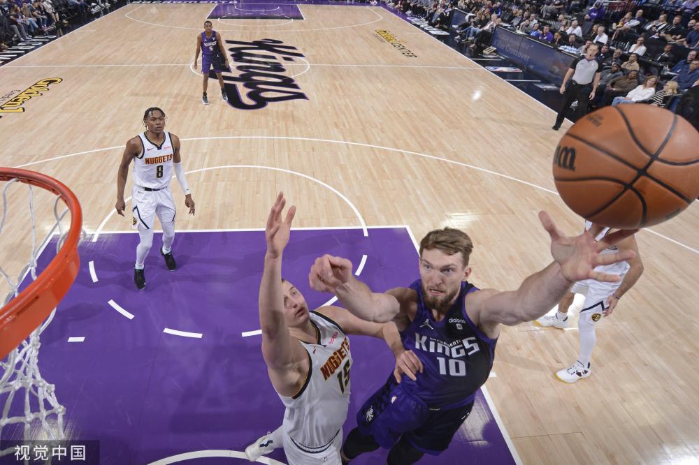 他们面临强 他们面临强