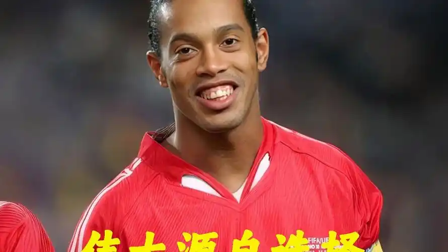 热刺抵达韩国受到热烈欢迎，有球迷在与麦迪逊合影时激动流泪.